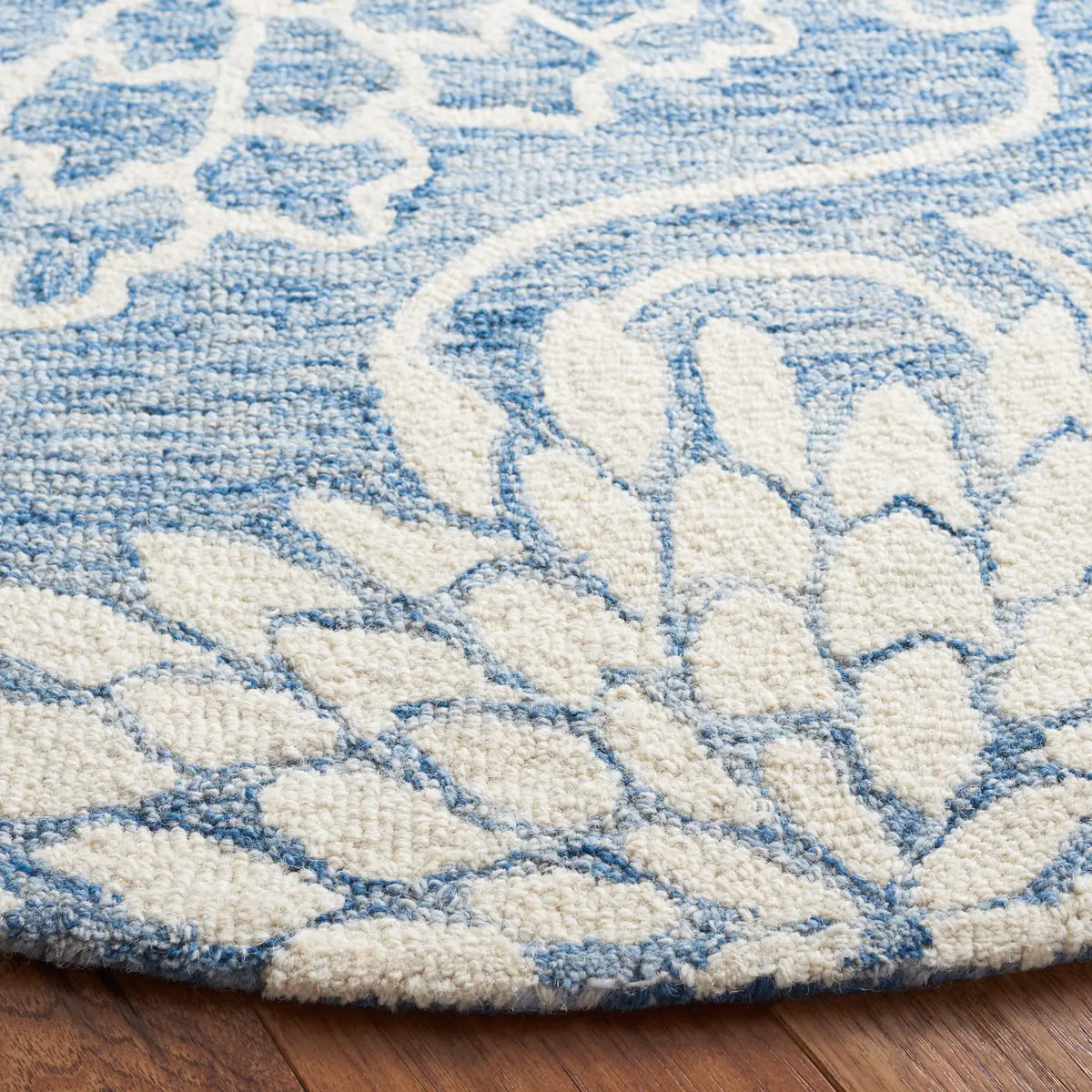 Safavieh Jardin 6'-0" x 6'-0" Rug in Blue / Ivory