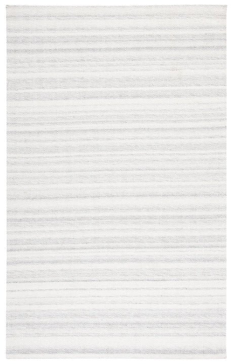 Safavieh Marbella 4'-0" x 6'-0" Rug in Grey / Ivory