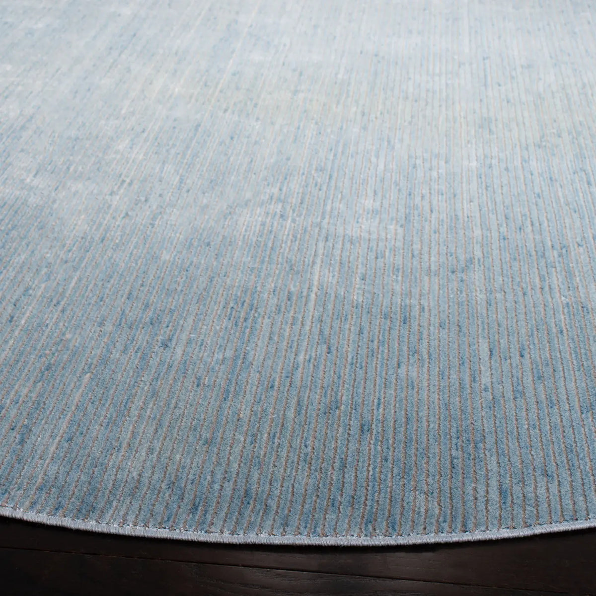 Safavieh Dream 500 6'-7" x 6'-7" Rug in Turquoise / Grey