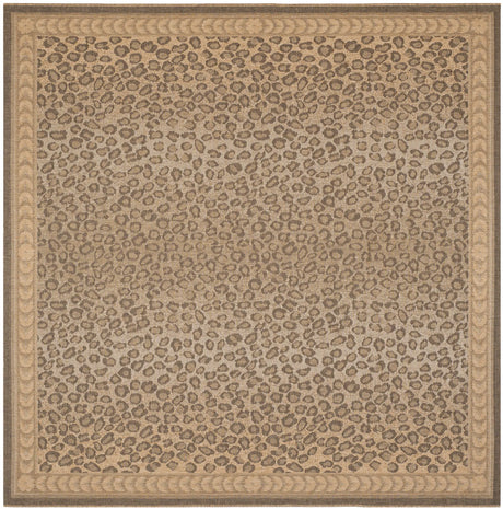 Safavieh Courtyard 7'-10" x 7'-10" Rug in Natural / Gold