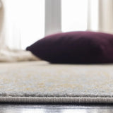 Safavieh Evoke 4'-0" x 6'-0" Rug in Ivory / Gold