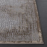 Safavieh Meadow 4'-0" x 6'-0" Rug in Brown / Ivory