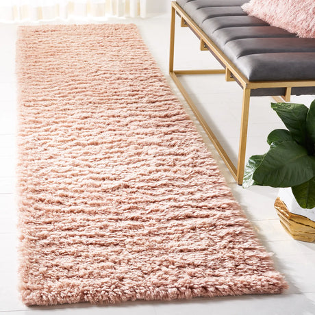 Safavieh Casablanca 2'-3" x 9'-0" Rug in Pink