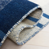Safavieh Striped Kilim 4'-0" x 6'-0" Rug in Blue / Beige