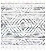 Safavieh Moroccan Tassel Shag 6'-7" x 6'-7" Rug in Ivory / Grey