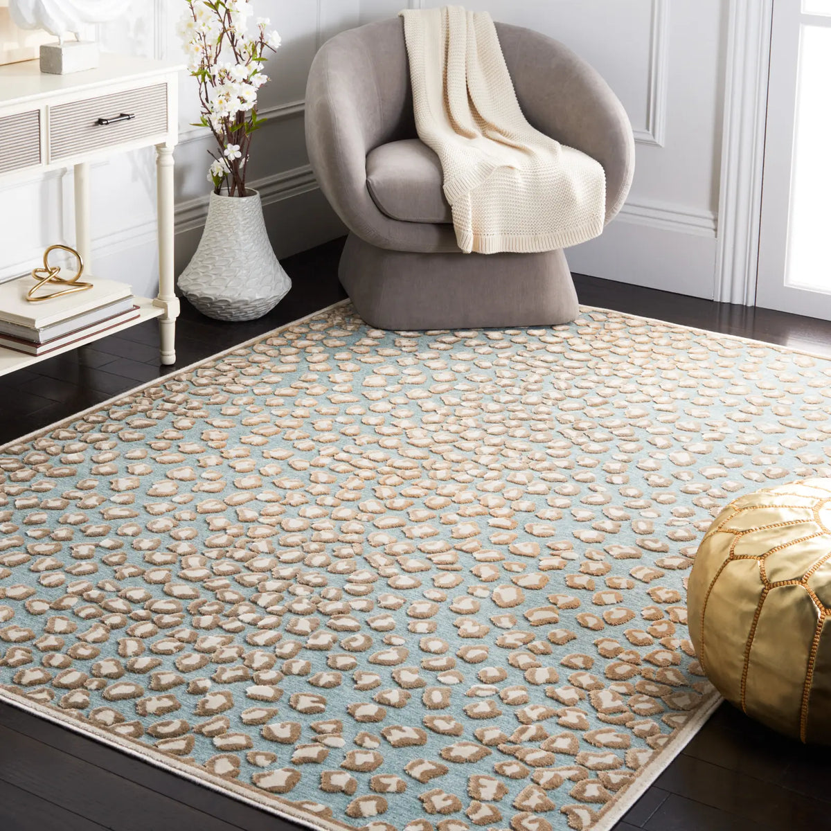 Safavieh Paradise 4'-0" x 5'-7" Rug in Stone / Aqua