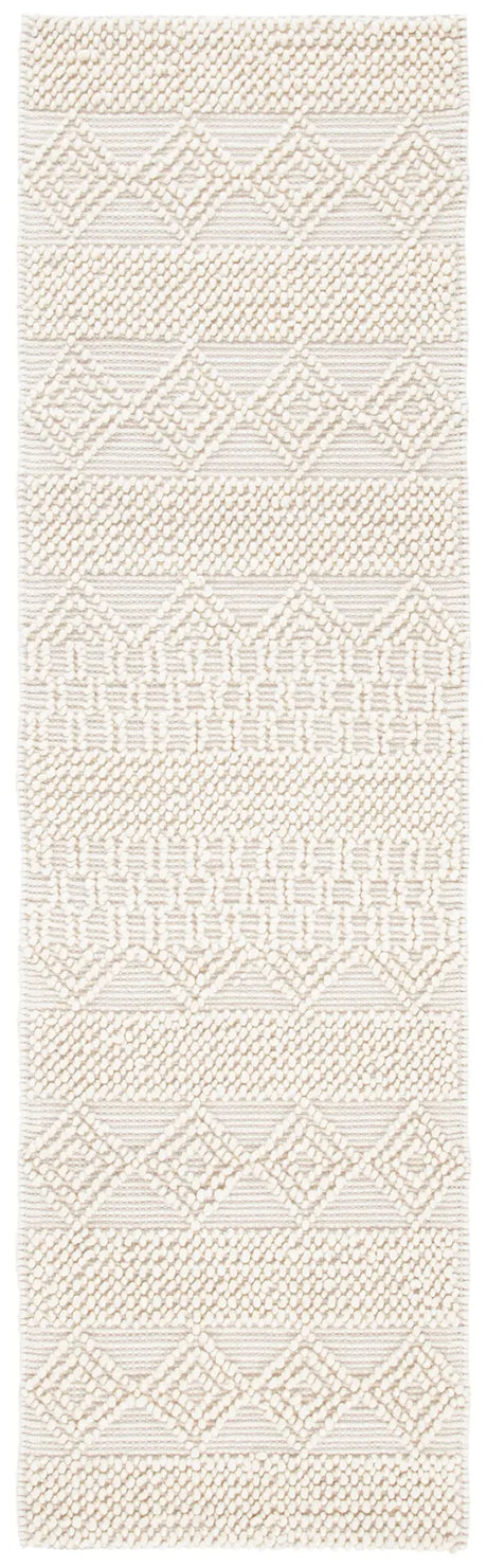 Safavieh Natura 2'-3" x 10'-0" Rug in Ivory