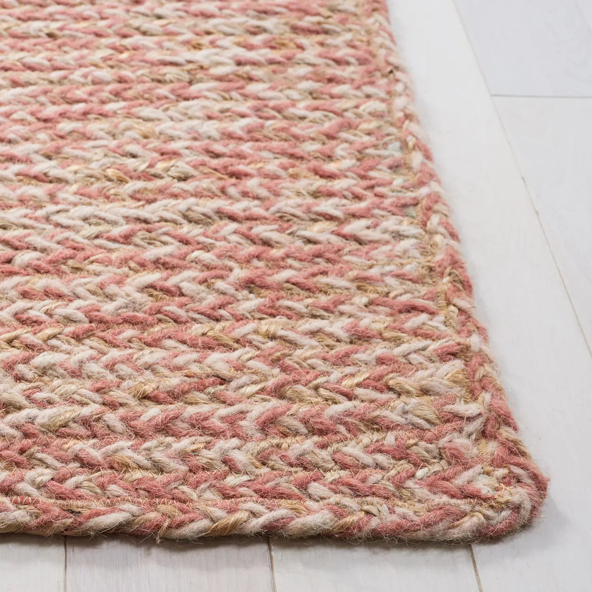 Safavieh Natural Fiber 4'-0" x 6'-0" Rug in Pink / Natural