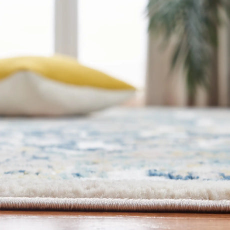 Safavieh Skyler 4'-5" x 6'-5" Rug in Ivory / Navy