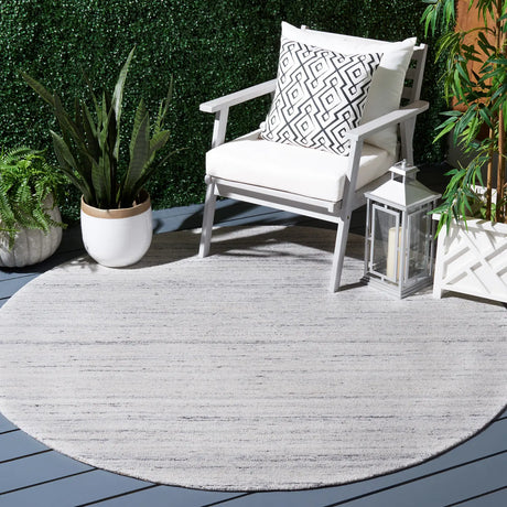 Safavieh Outdoor Micro-Loop 6'-0" x 6'-0" Rug in Ivory