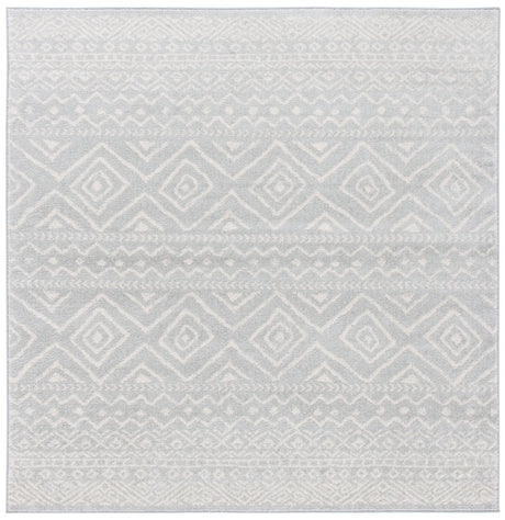 Safavieh Tulum 6'-7" x 6'-7" Rug in Light Grey / Ivory
