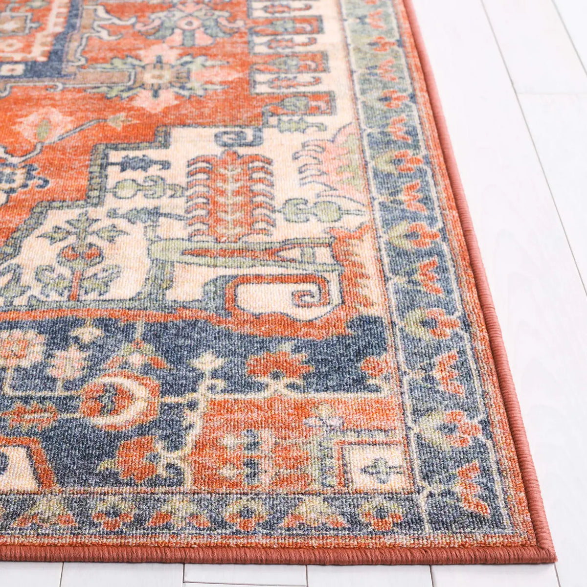 Safavieh Journey 4'-4" x 6'-4" Rug in Rust / Navy