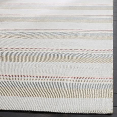 Safavieh Marbella 5'-0" x 8'-0" Rug in Multi