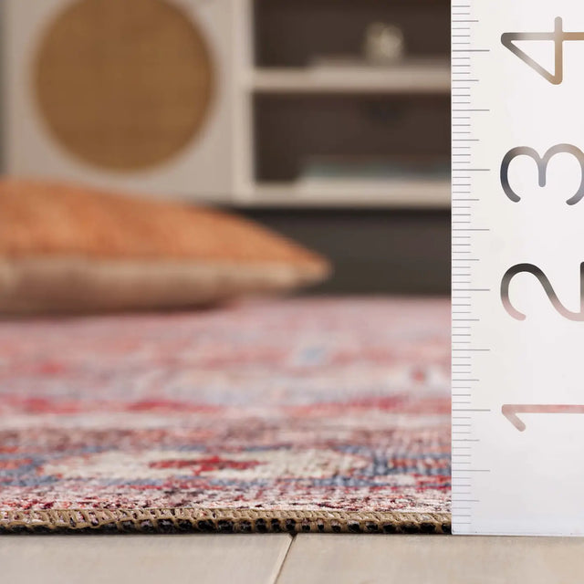 Safavieh Vintage Serapi 600 5'-1" x 7'-6" Rug in Red Orange / Grey