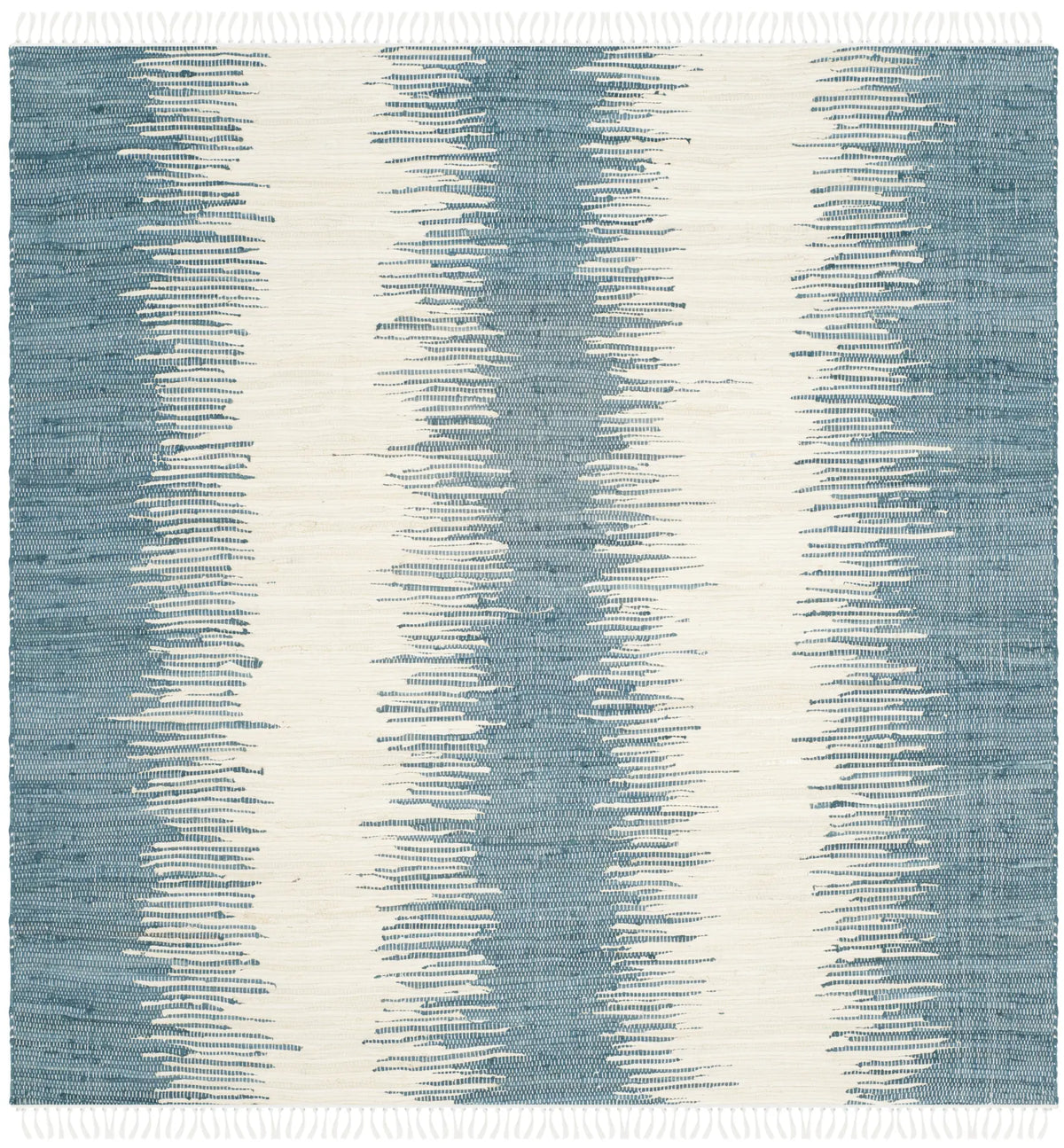 Safavieh Montauk 6'-0" x 6'-0" Rug in Blue