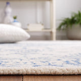 Safavieh Metro 4'-0" x 6'-0" Rug in Blue / Ivory