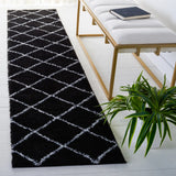 Safavieh Tahoe Shag 2'-0" x 9'-0" Rug in Black / White