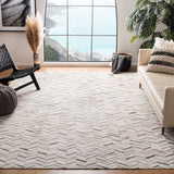 Safavieh Studio Leather 8'-0" x 10'-0" Rug in Ivory / Grey