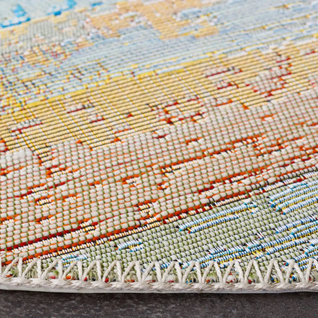Safavieh Barbados 500 5'-3" x 5'-3" Rug in Light Blue / Pink