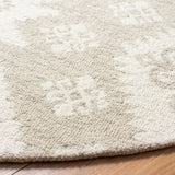 Safavieh Micro-Loop 5'-0" x 5'-0" Rug in Ivory / Beige