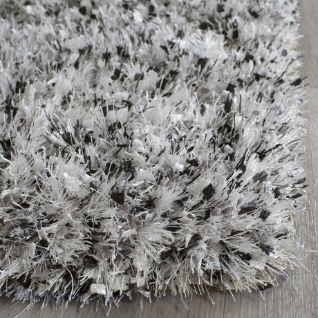 Safavieh Sg-Mls-Malibu Shag 2'-3" x 7'-0" Rug in Silver