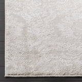 Safavieh Princeton 5'-3" x 7'-6" Rug in Silver / Beige