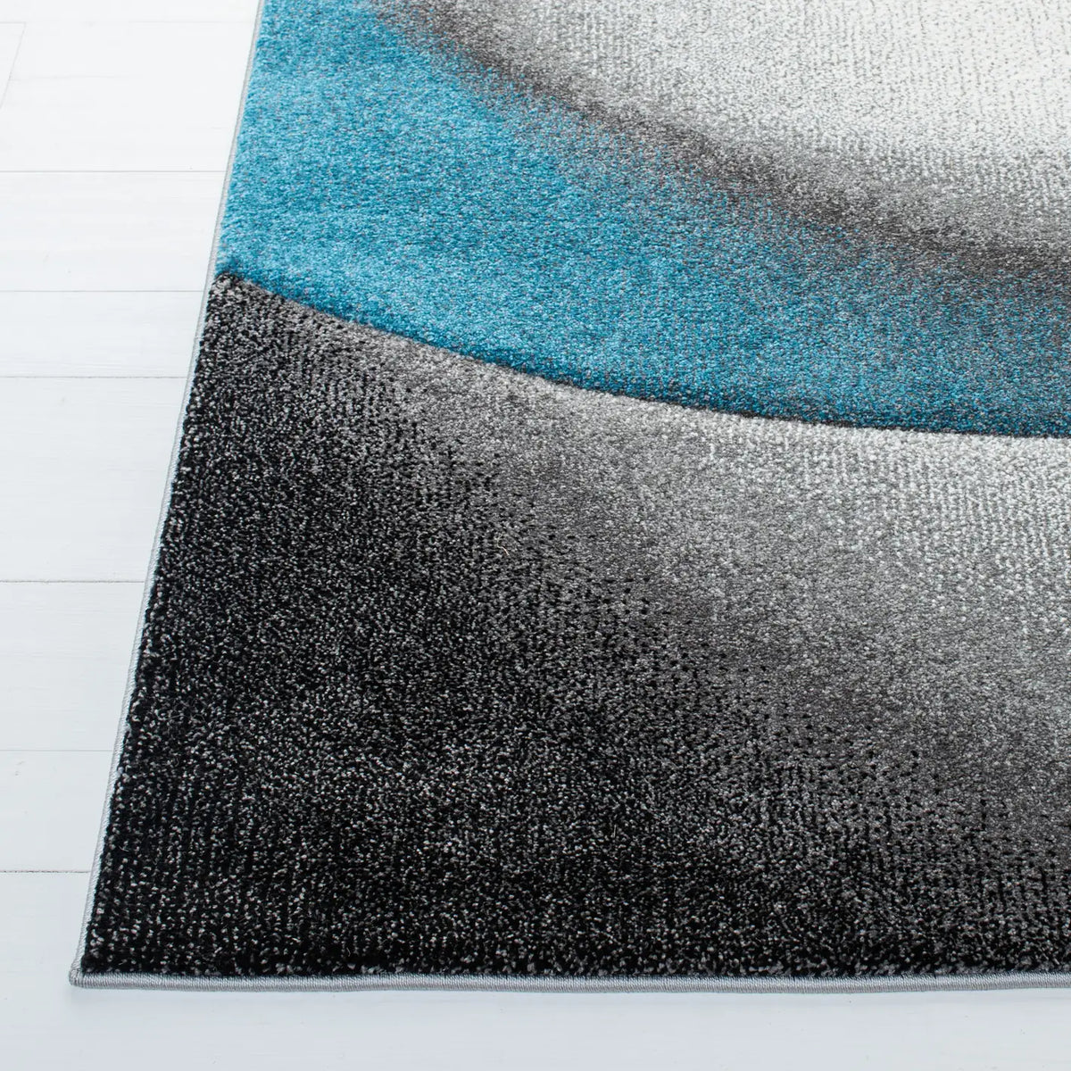 Safavieh Hollywood 4'-0" x 6'-0" Rug in Grey / Blue