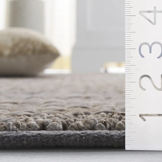 Safavieh Natural Fiber 4'-0" x 6'-0" Rug in Grey