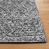 Safavieh Textual 4'-0" x 6'-0" Rug in Black / Ivory