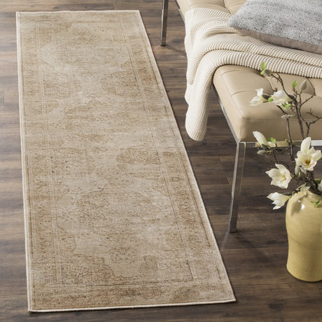 Safavieh Vintage 2'-2" x 12'-0" Rug in Creme