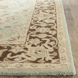 Safavieh Antiquity 4'-0" x 6'-0" Rug in Green / Brown