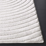 Safavieh Selena 4'-0" x 6'-0" Rug in Ivory