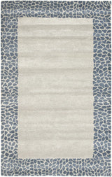 Safavieh Soho 3'-6" x 5'-6" Rug in Silver / Grey