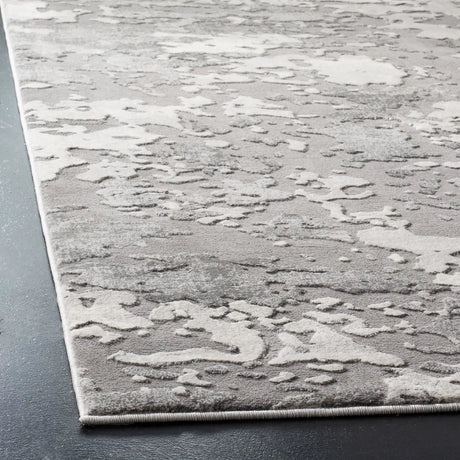 Safavieh Lurex 100 4'-0" x 6'-0" Rug in Grey / Light Grey