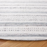 Safavieh Kilim 6'-0" x 6'-0" Rug in Ivory / Grey