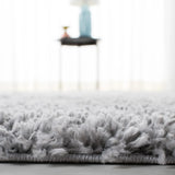 Safavieh August Shag 5'-3" x 7'-6" Rug in Silver