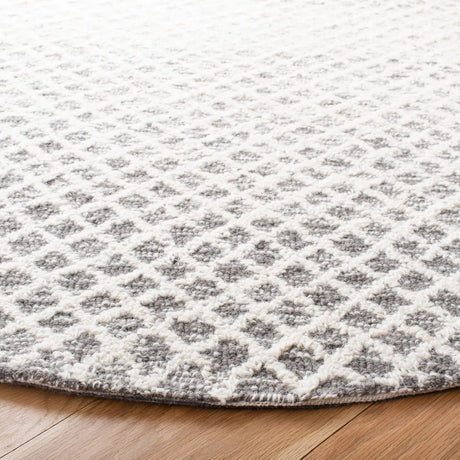 Safavieh Micro-Loop 5'-0" x 5'-0" Rug in Grey / Ivory