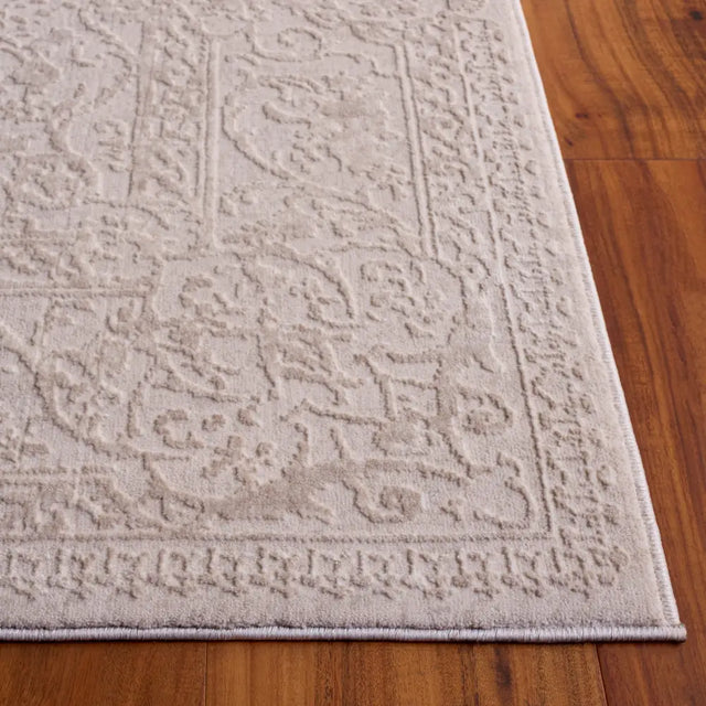 Safavieh Reflection 5'-1" x 7'-6" Rug in Ivory / White