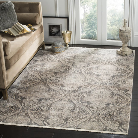 Safavieh Vintage Persian 4'-0" x 6'-0" Rug in Grey / Charcoal