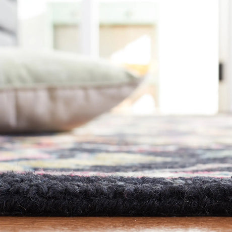 Safavieh Aspen 4'-0" x 6'-0" Rug in Black / Pink