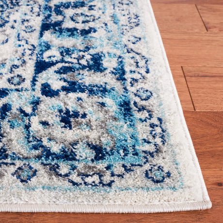 Safavieh Tulum 4'-0" x 6'-0" Rug in Ivory / Blue