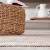 Safavieh Aspect 4'-0" x 6'-0" Rug in Ivory / Natural