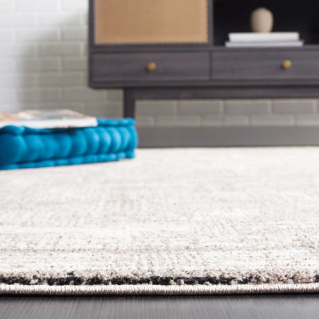 Safavieh Jade 100 4'-0" x 6'-0" Rug in Ivory / Beige Black