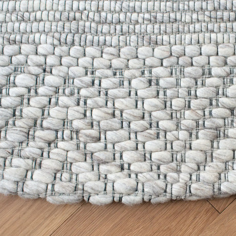 Safavieh Marbella 5'-0" x 5'-0" Rug in Beige / Light Grey