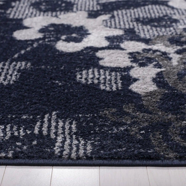 Safavieh Adirondack 4'-0" x 6'-0" Rug in Navy / Silver