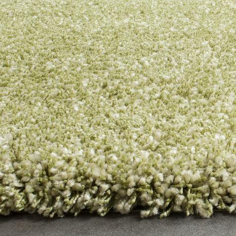 Safavieh Santa Monica Shag 9'-6" x 13'-0" Rug in Green
