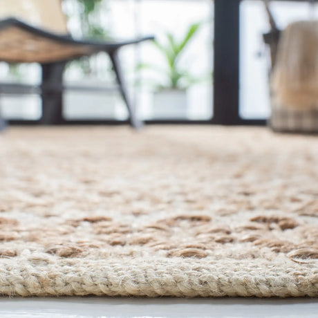 Safavieh Natural Fiber 4'-0" x 6'-0" Rug in Natural