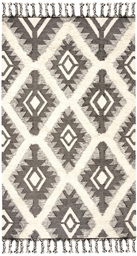 Safavieh Kenya 4'-0" x 6'-0" Rug in Black / Ivory