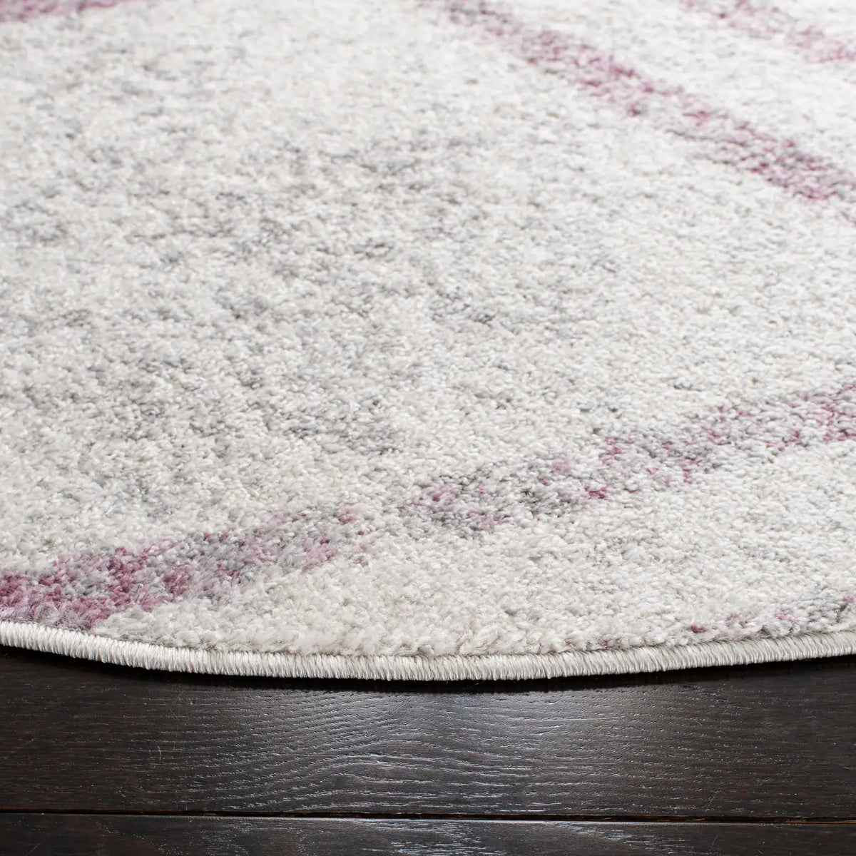 Safavieh Adirondack 6'-0" x 6'-0" Rug in Ivory / Plum