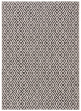Safavieh Courtyard 4'-0" x 5'-7" Rug in Beige / Black